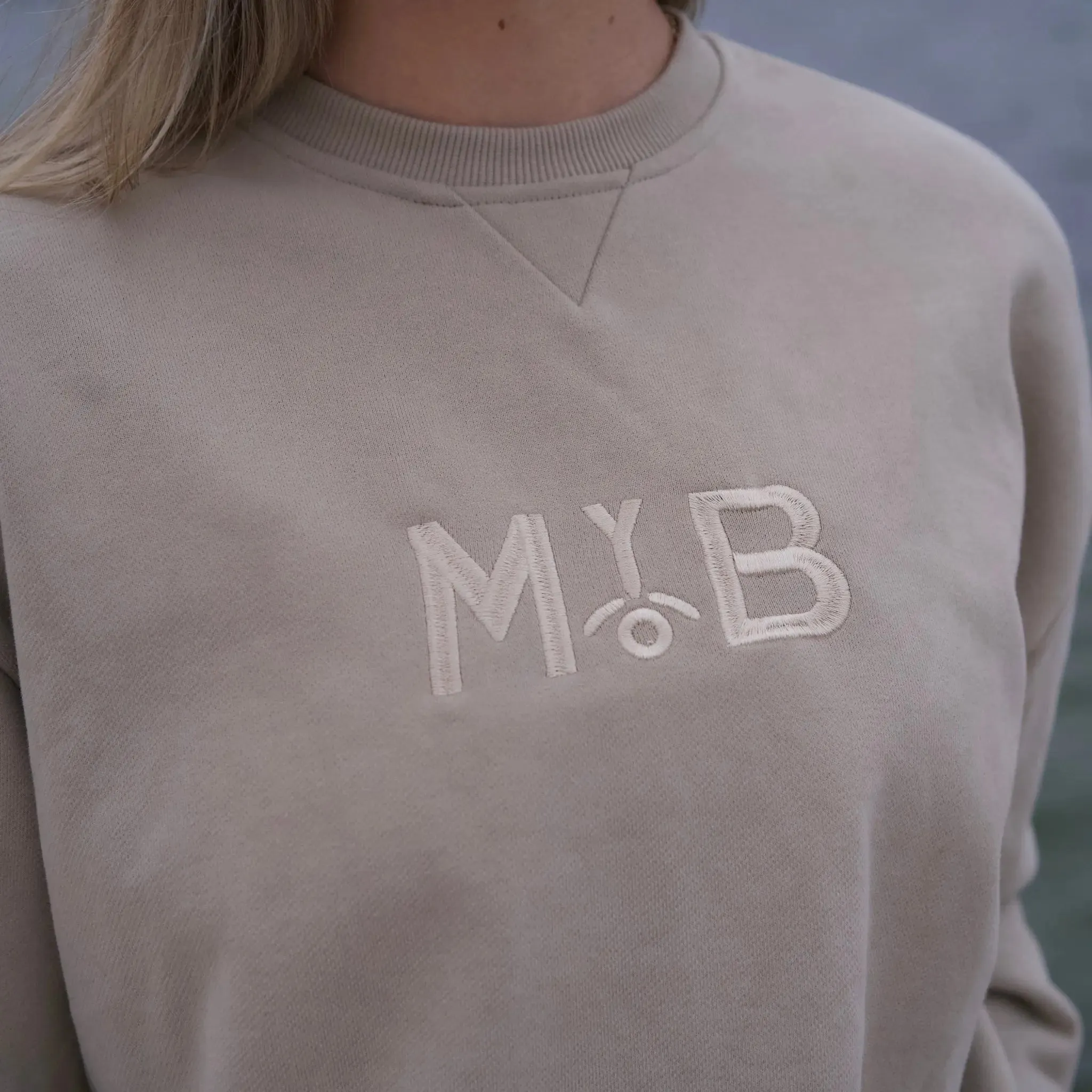 COMFY WEIGHTED Crew Neck