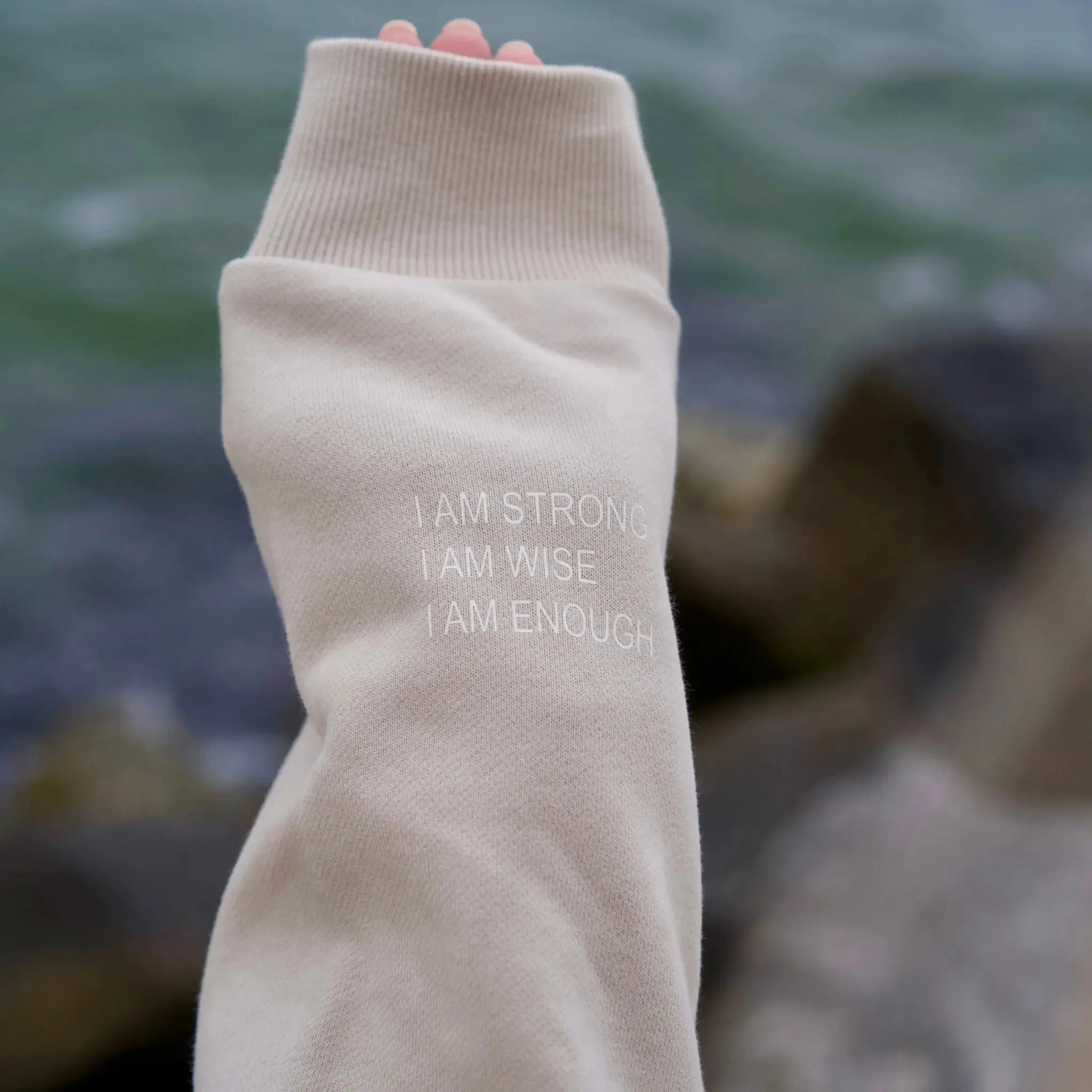COMFY WEIGHTED Crew Neck
