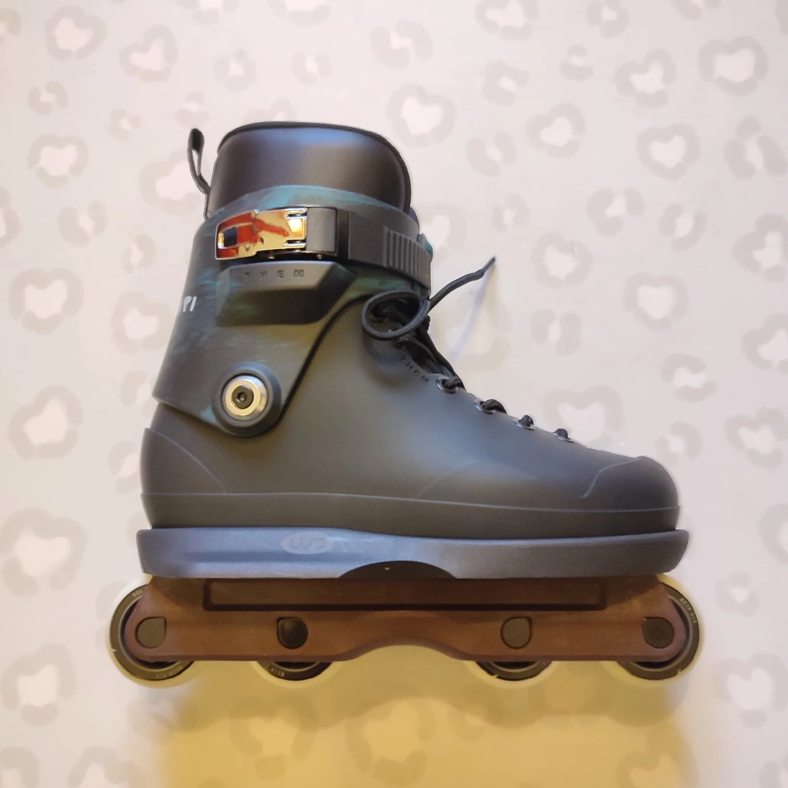 THEM - Marius 909 (Sway Black Plate Maroon Frames) Aggressive Inline Skates